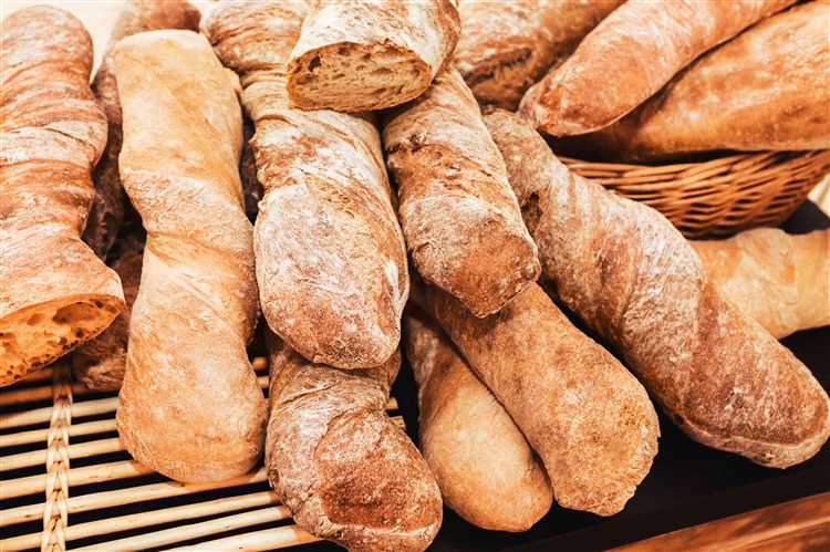 Особенности французского хлеба: почему багет так популярен во всем мире
