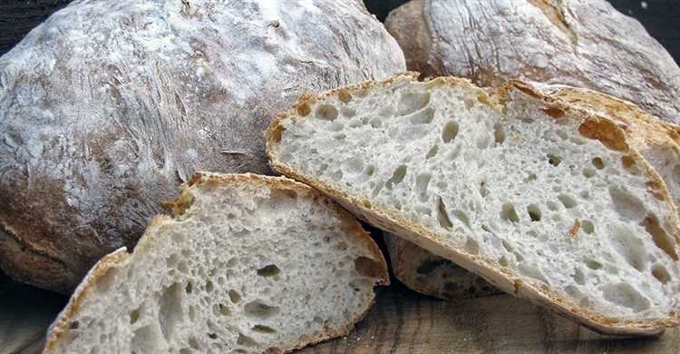 Итальянская чиабатта: легкий и воздушный хлеб для идеального брюскетт