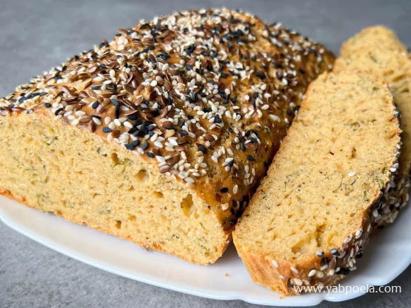 Бездрожжевой хлеб: как испечь с добавлением овощей и зелени