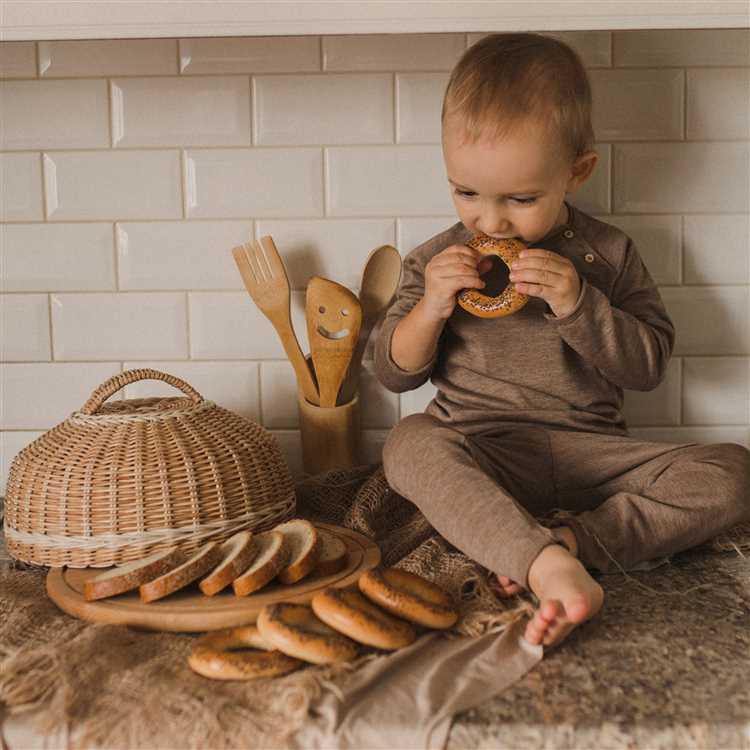 Деревянные дощечки для выпечки хлеба: практичность и функциональность
