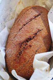 Тайны пекарей: как достичь идеального сбалансированного вкуса немецкого ржаного хлеба