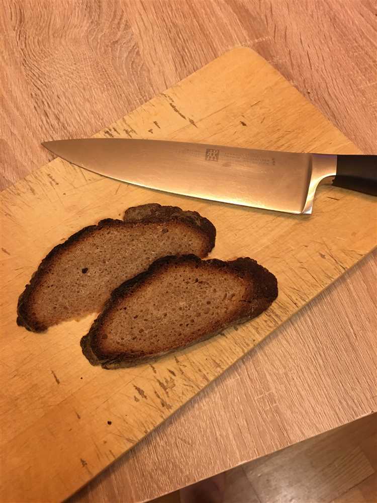 Немецкий ржаной хлеб с семечками