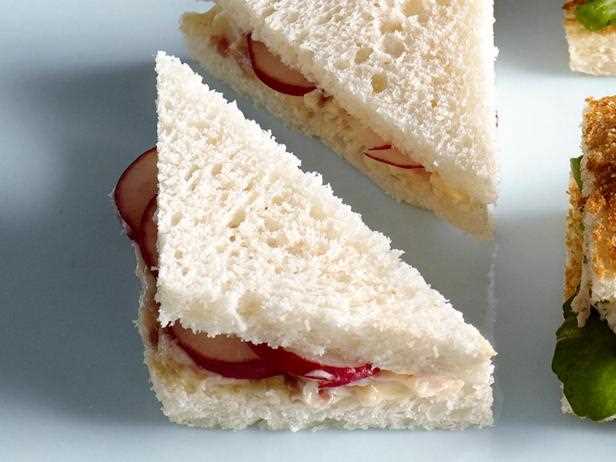 Закусочный фокус: мини-сэндвичи на особых хлебах